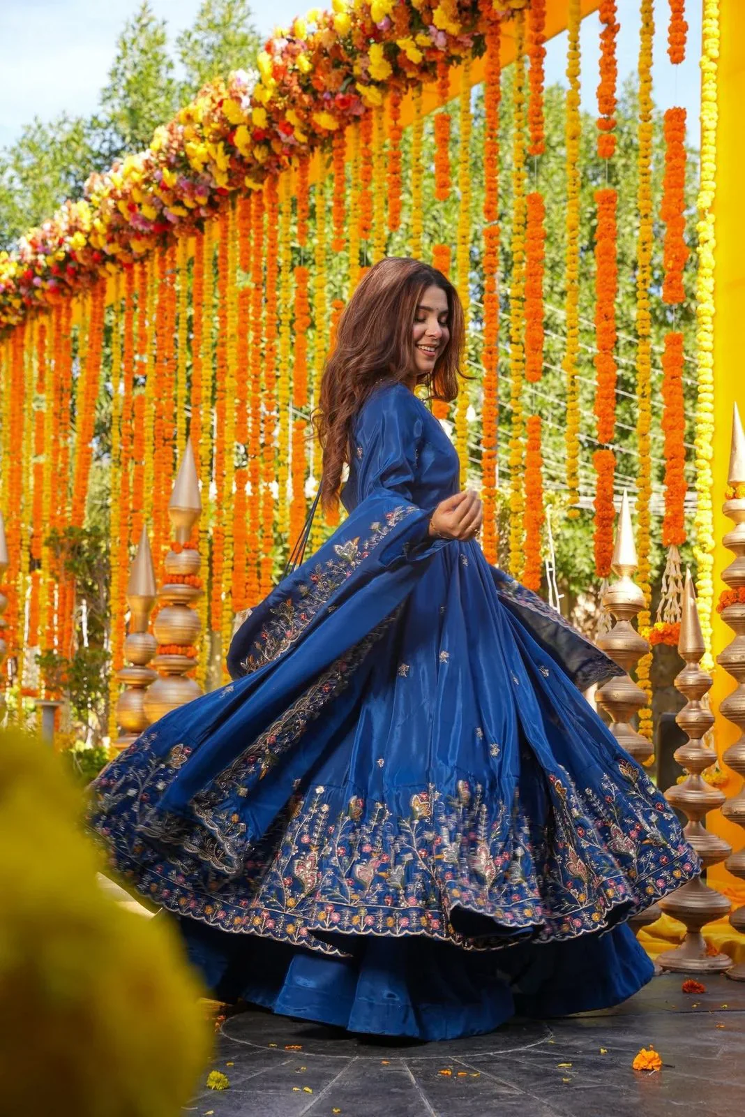 Amrapali Trend Aamani Floral Anarkali Anarkali Suit Set - Image 3