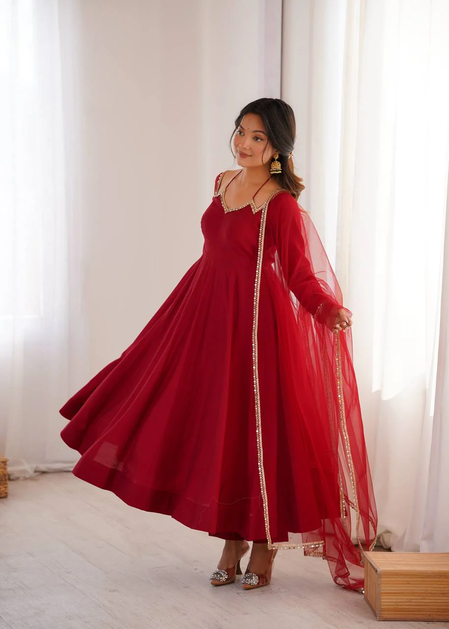 Amrapali Trend Designer Lace Work Anarkali Gown with Net Dupatta - Image 3