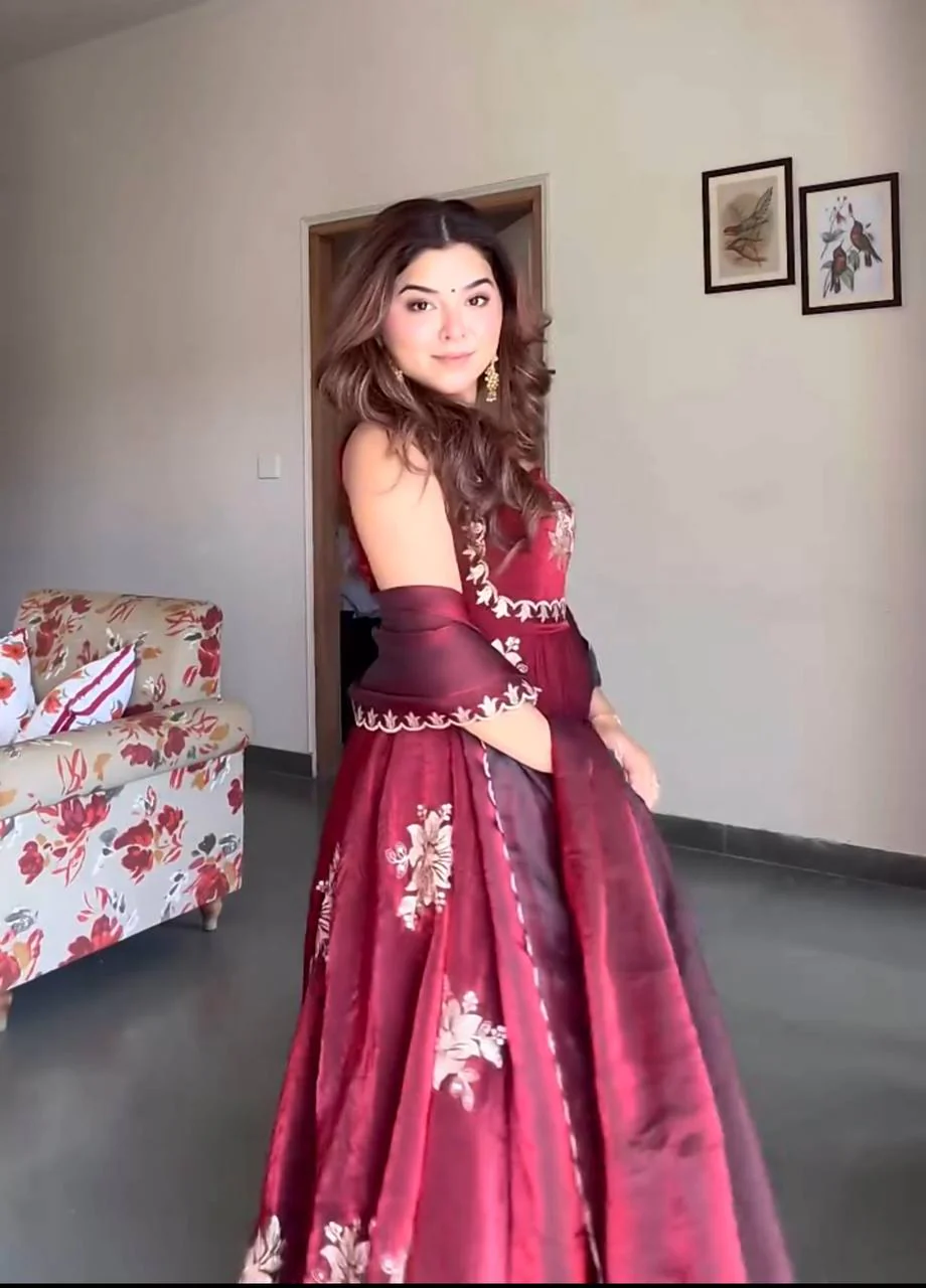 Maroon Embroidered Fendy Silk Anarkali Suit – Perfect for Wedding & Festive Wear - Image 5
