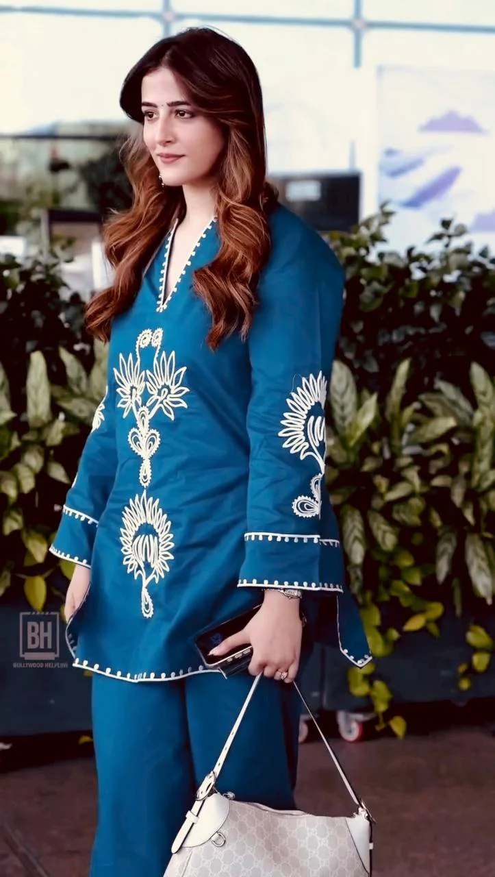 Amrapali Trend Ethnic Rayon Kurti Set with Elegant Embroidery Work