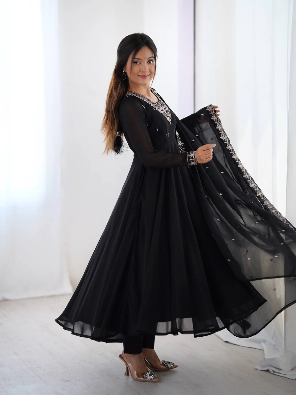Amrapali Trend Luxury Fox Georgette Anarkali with Beads & Zari Embroidery | Party Wear - Image 4