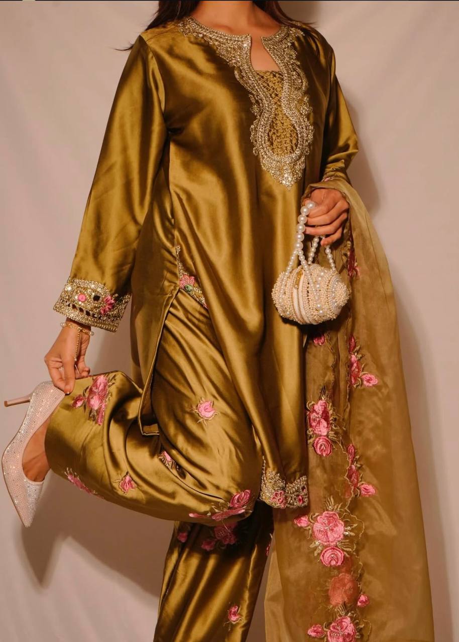 Amrapali Trend Royal Japan Satin Embroidered Farshi Salwar Suit Set - Image 4