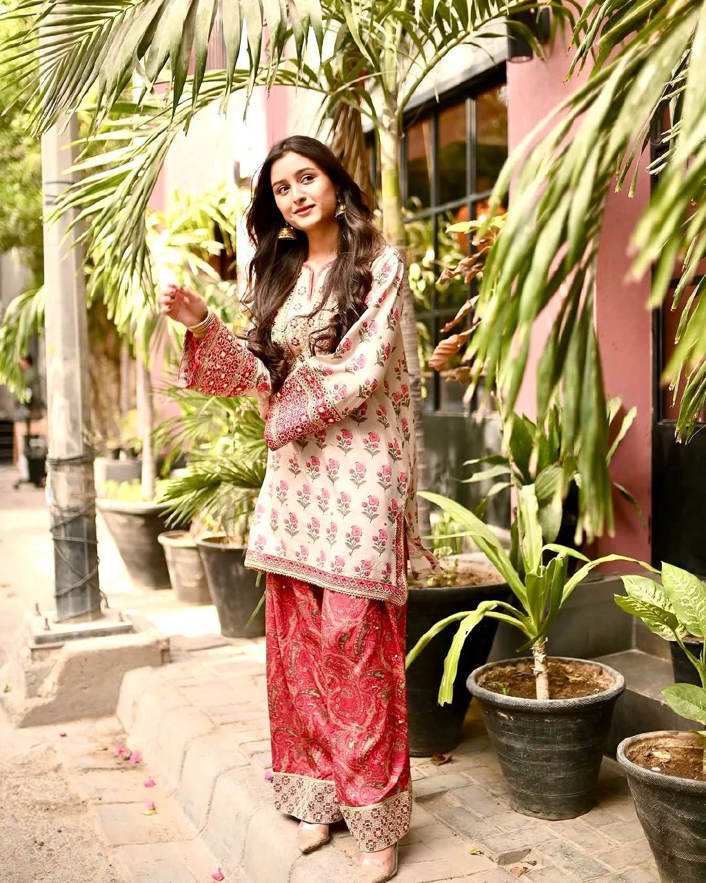 Amrapali Trend Stylish Digital Print Kurta Set with Hand Mirror Work - Image 6