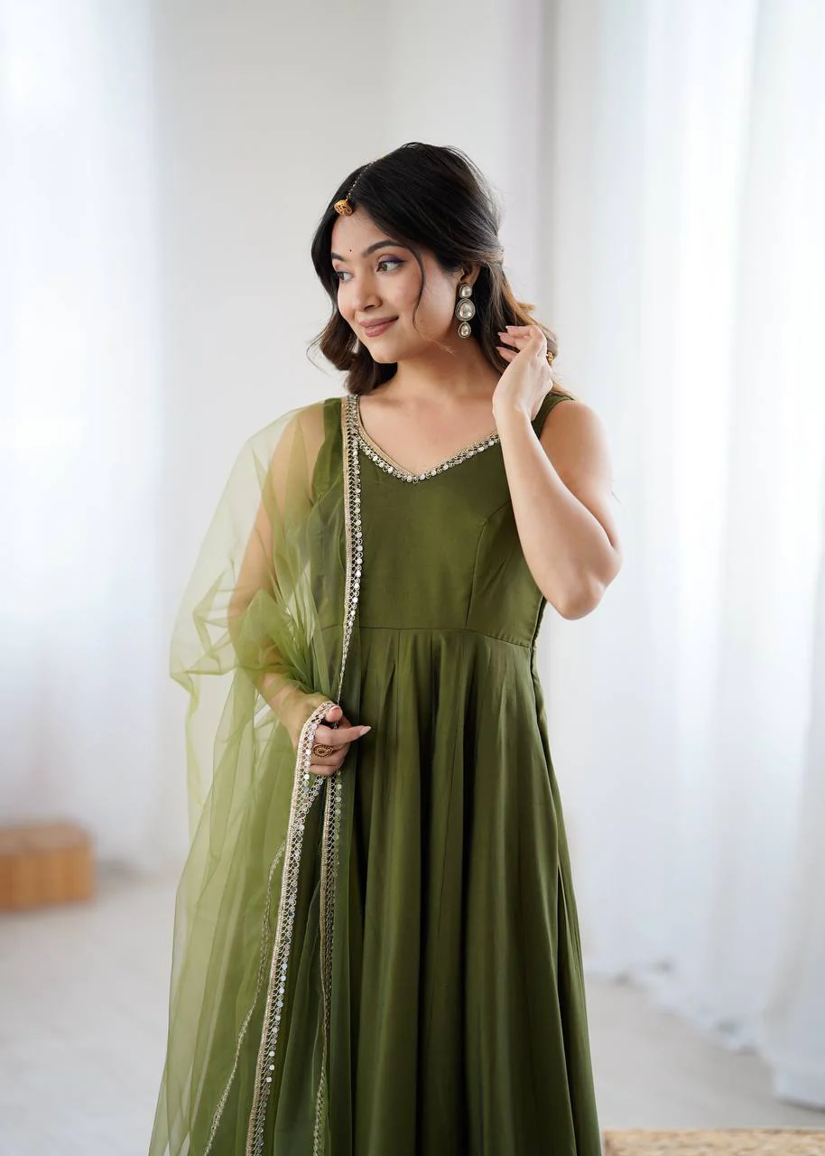Premium Chanderi RomanSilk Anarkali with Soft Net Dupatta & Fancy Lace Work - Image 32