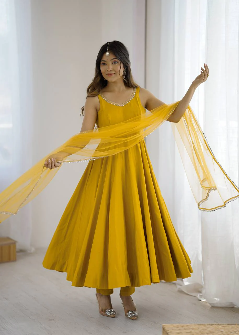 Premium Chanderi RomanSilk Anarkali with Soft Net Dupatta & Fancy Lace Work - Image 8