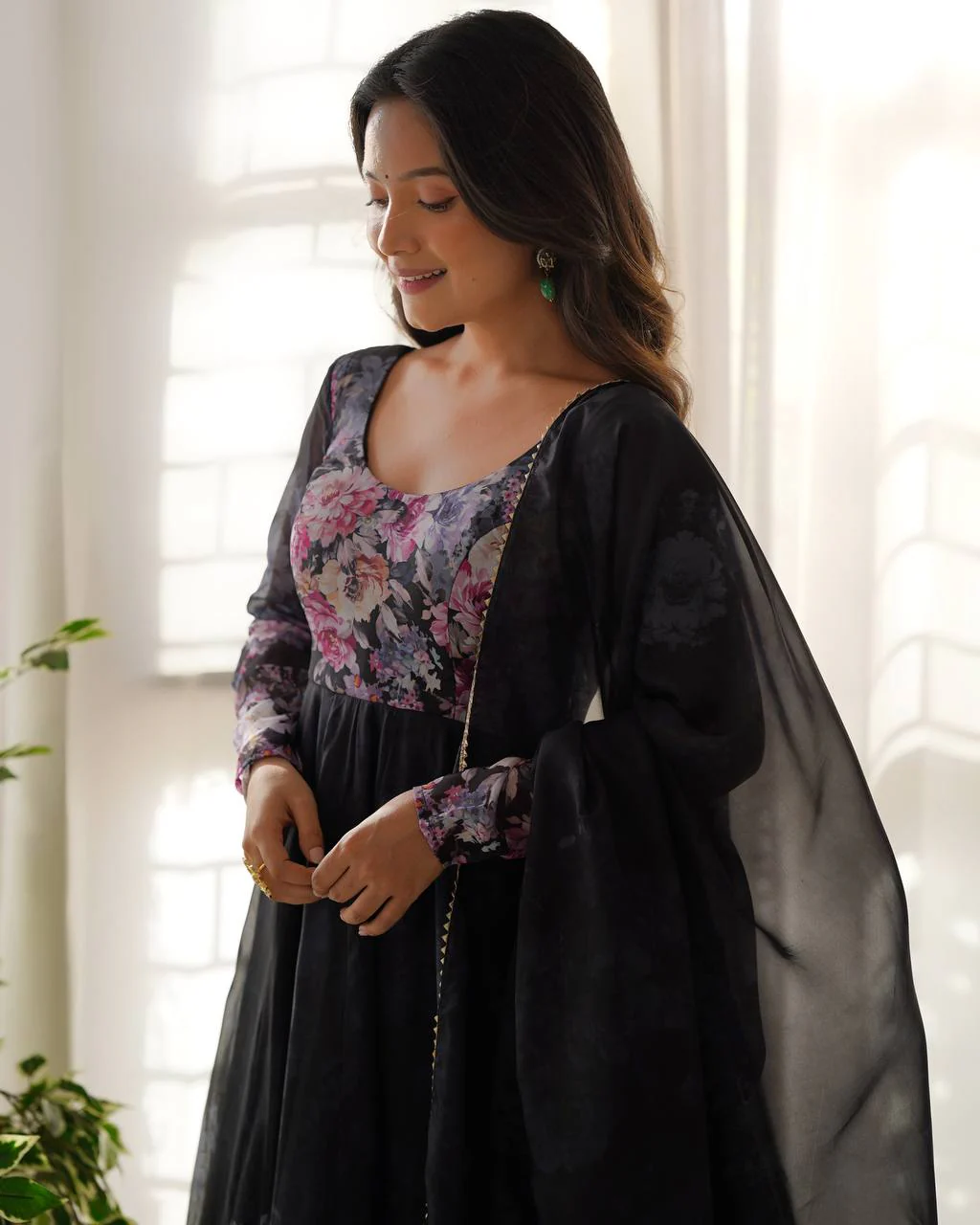 Pure Soft Organza Silk Fully Flared Kali Cut Anarkali Suit Set with Dupatta & Pant - Image 21