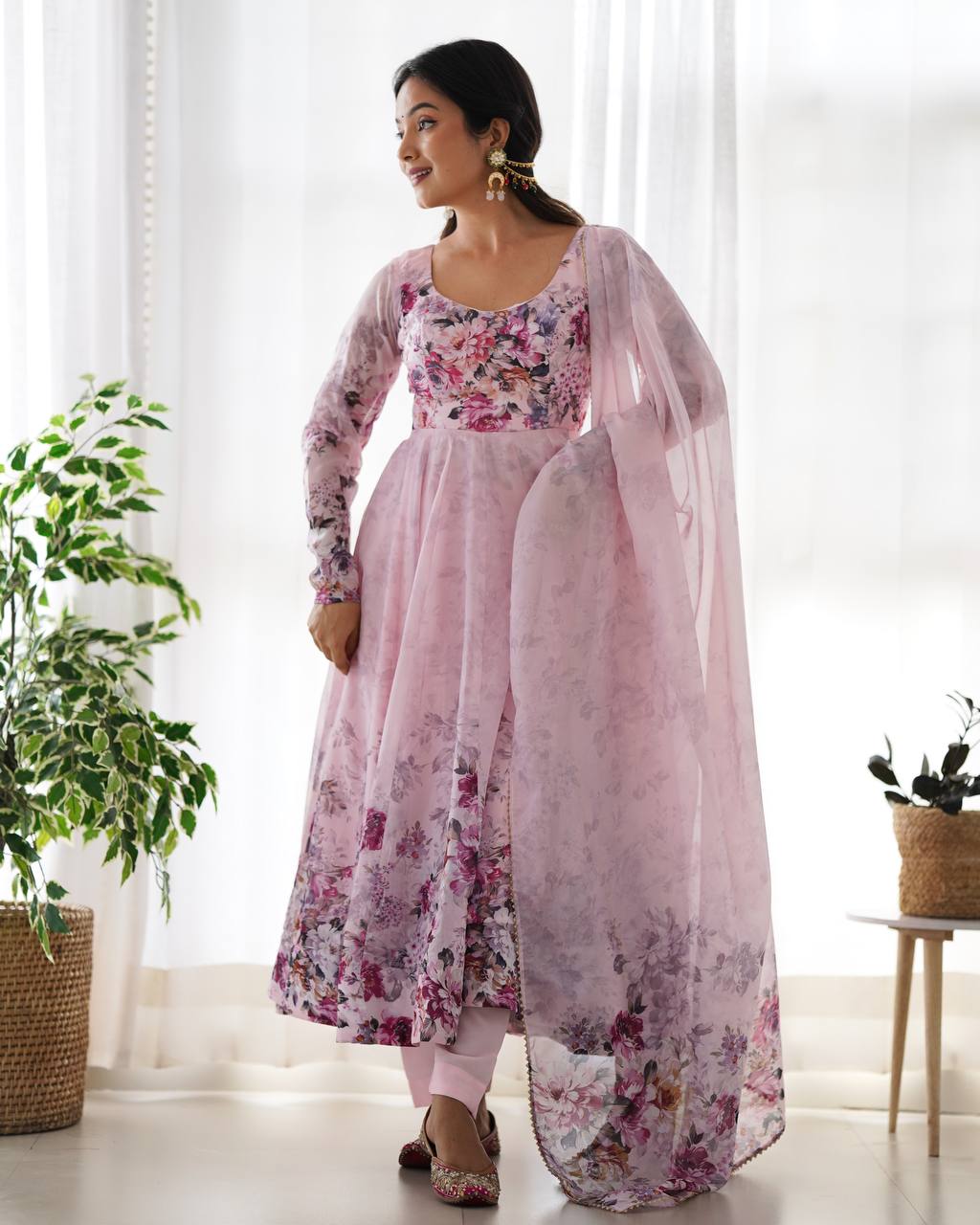 Pure Soft Organza Silk Fully Flared Kali Cut Anarkali Suit Set with Dupatta & Pant - Image 26
