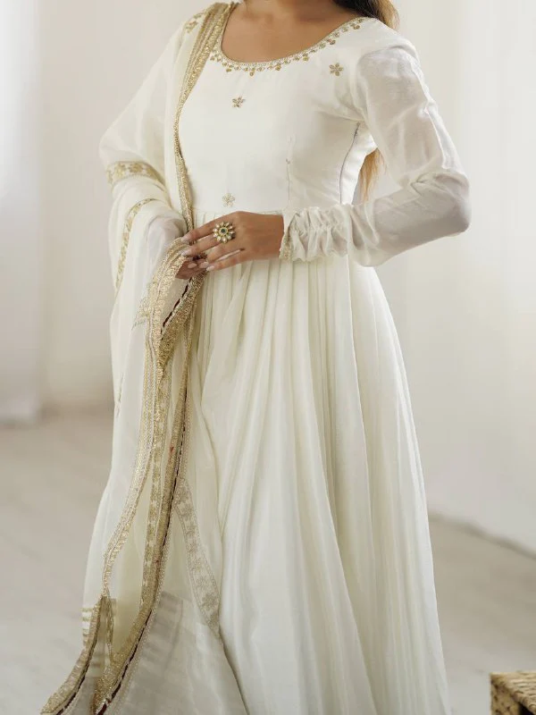 Royal White Floor-Length Anarkali Dress for Festive & Wedding Wear - Image 8