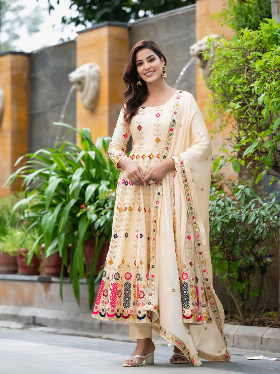 Women's Stylish Cream Embroidered Anarkali Gown  Elegant Design, Classic Style, Ideal for Weddings, Celebrations, and Special Events - Image 4